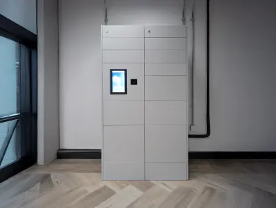 Sovran™ Smart Locker 