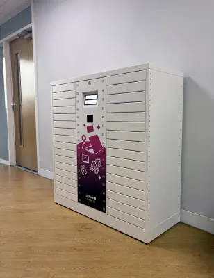 Envoy™ Smart Locker