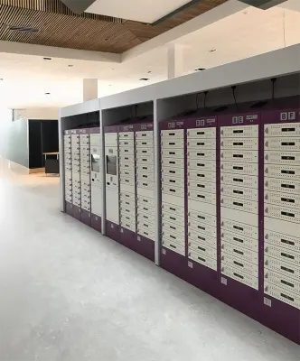 Diplomat™ Pro Smart Locker Edge HIll University