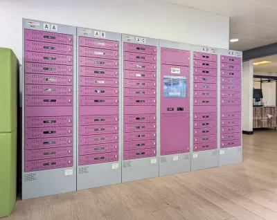 Diplomat™ Pro Smart Locker Edinburgh Napier University