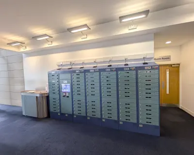 Diplomat™ Pro Smart Locker Edinburgh Napier University