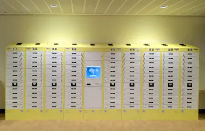 Diplomat™ Pro Smart Locker Merthyr Tydfl College