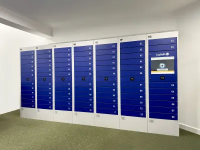 Diplomat™ Pro Smart Locker Bath College Somer Valley Campus