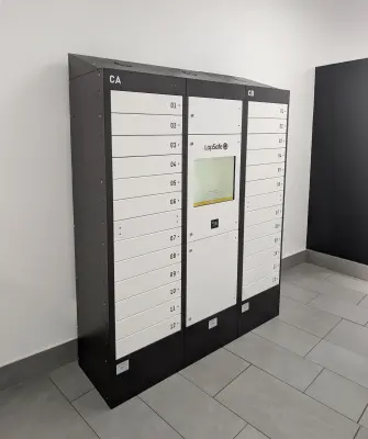 Diplomat™ Pro Smart Locker Birmingham Metropolitan college 