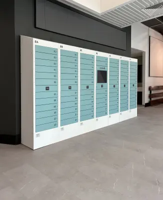 Diplomat™ Pro Smart Locker NPTC Group 