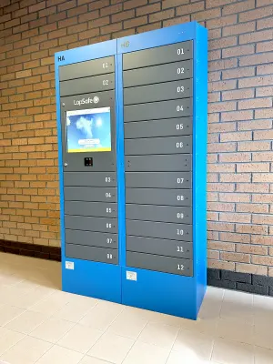 Diplomat™ Pro Smart Locker West College Scotland