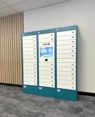 Diplomat™ Pro Smart Locker Wigan & Leigh College 