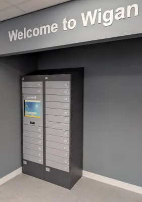 Diplomat™ Pro Smart Locker Wigan & Leigh College 
