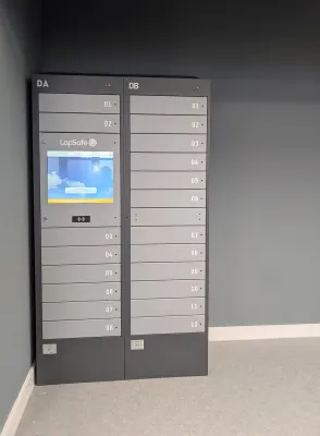 Diplomat™ Pro Smart Locker Wigan & Leigh College 